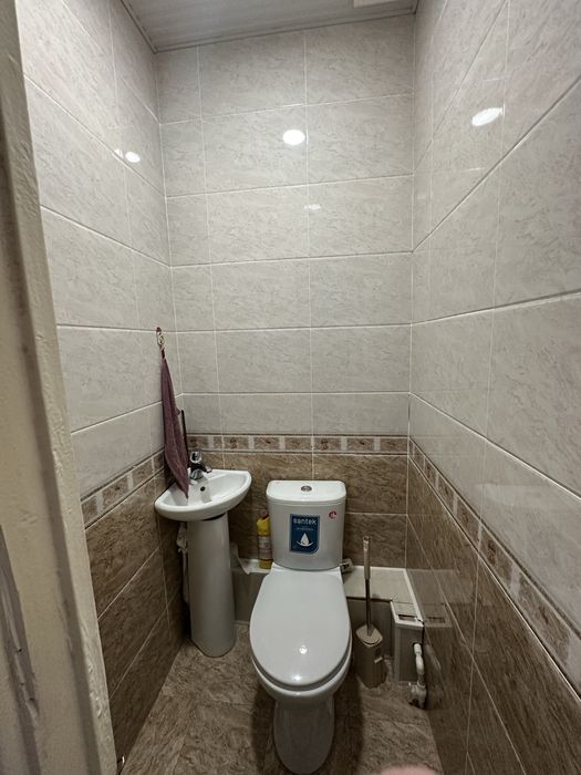 Chilonzor tumani 9 etaj 3 xonali uy