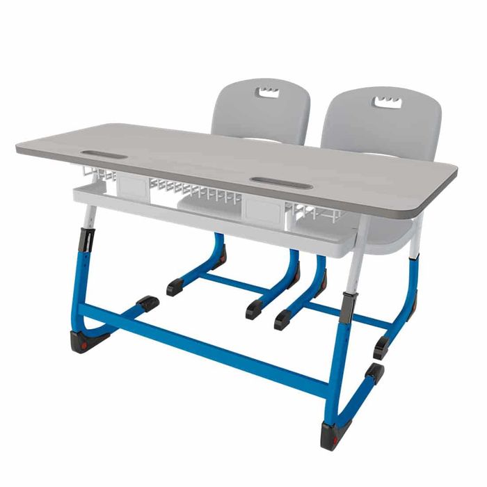 Парта школьная с двумя стульями