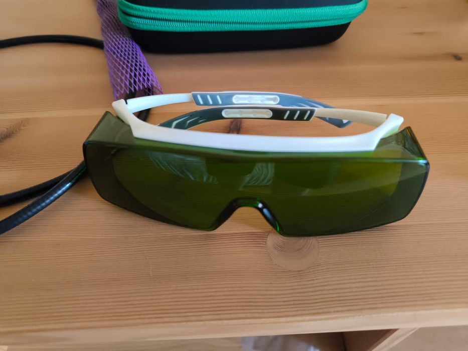 Лазер Lambda за рехабилитация - Клас 4 - дължина на вълна 1064 nm