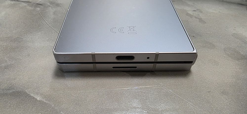 Samsung Z Fold 6 512GB impecabil