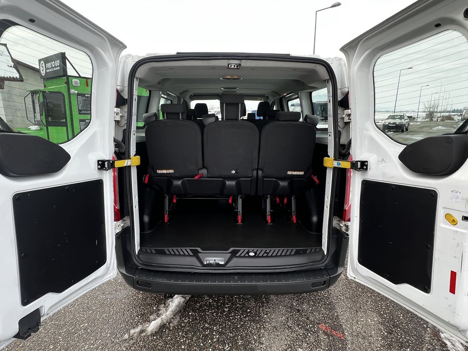 Ford Transit Custom An Fab.2014 2,2 Tdci 8+1 Locuri Recent Adus !
