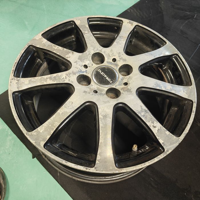 R15 PCD 4 *100 Комплект легкосплавных дисков