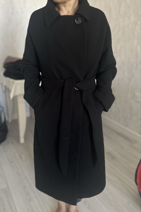 Продам разные пальто