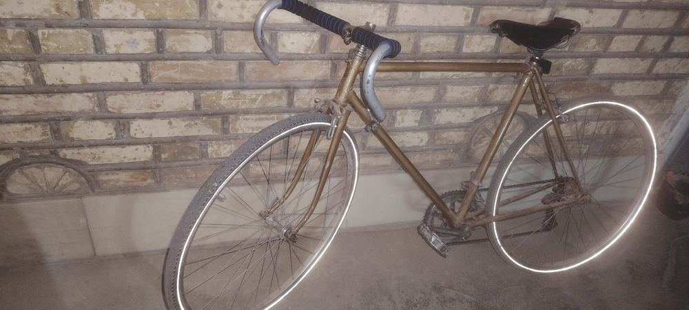 Велогонщик советский велогонщик