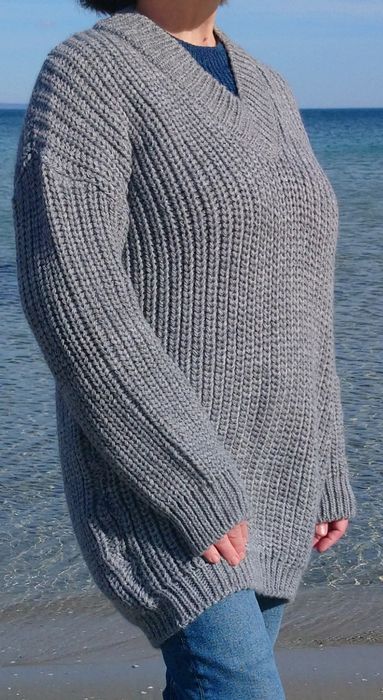 Топл зимен пуловер размер М-XL