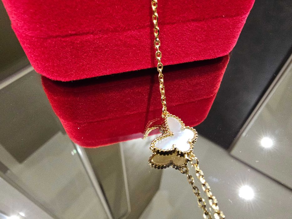 Van Cleef & Arpels VCA Gold Sweet Alhambra Butterfly Дамска Гривна