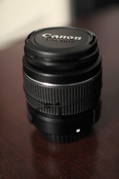 Цифровая камера Canon EOS 1100D