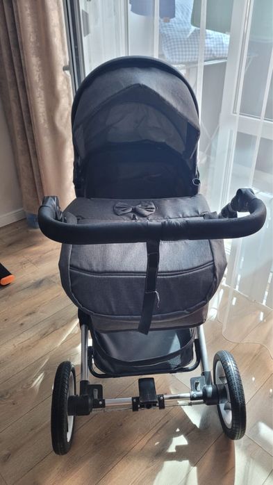 Коляска детская прогулочная