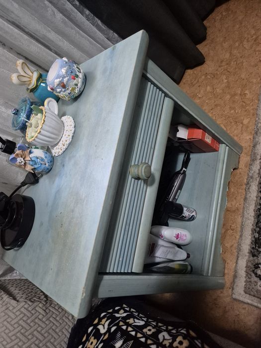 Продам спальный гарнитур