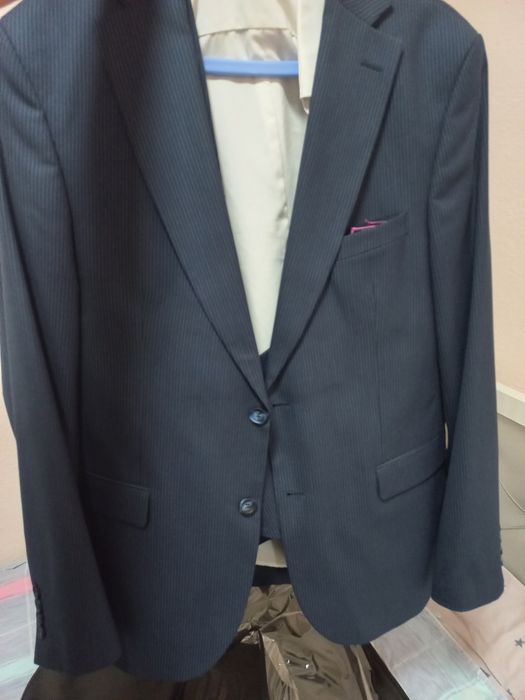 Kastyum Shim sotiladi