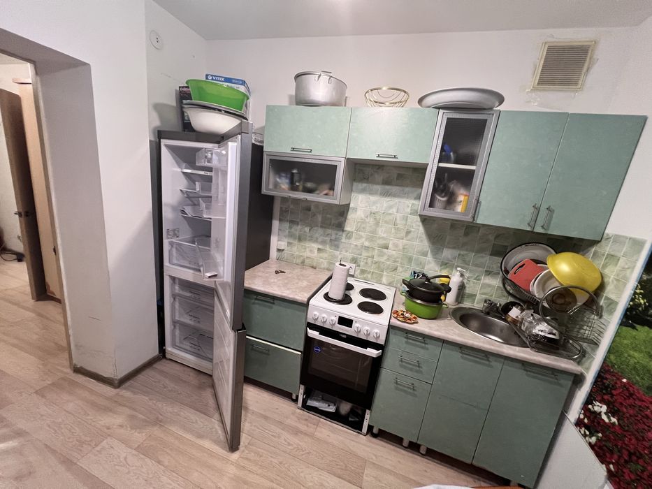 Продам 2 комн кв в п. солнечном