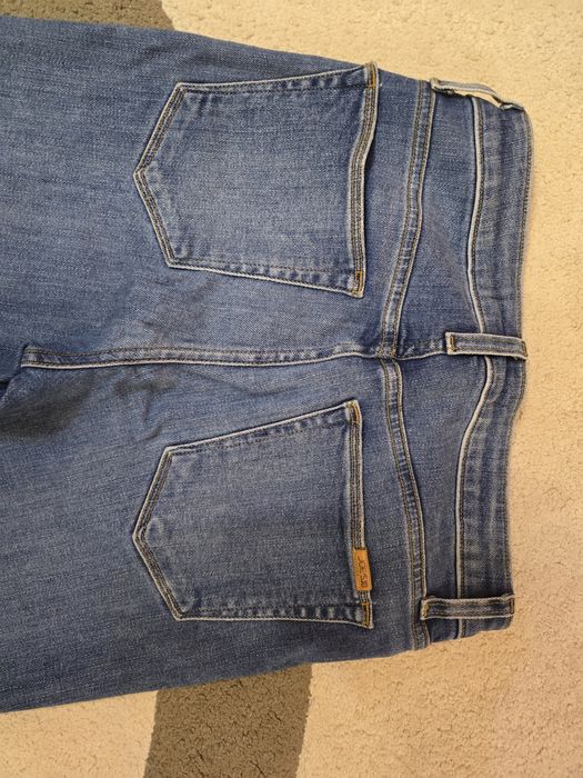 Продавам дънки марка Joe's