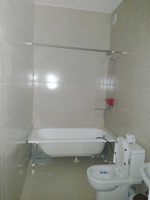 Новостройкадан манзарадан 2 хонали уй сотилади.