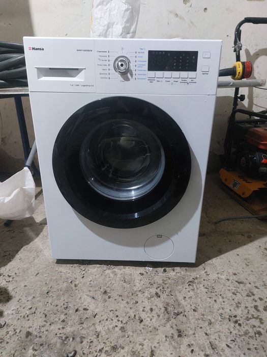 Стиральная машина Hansa