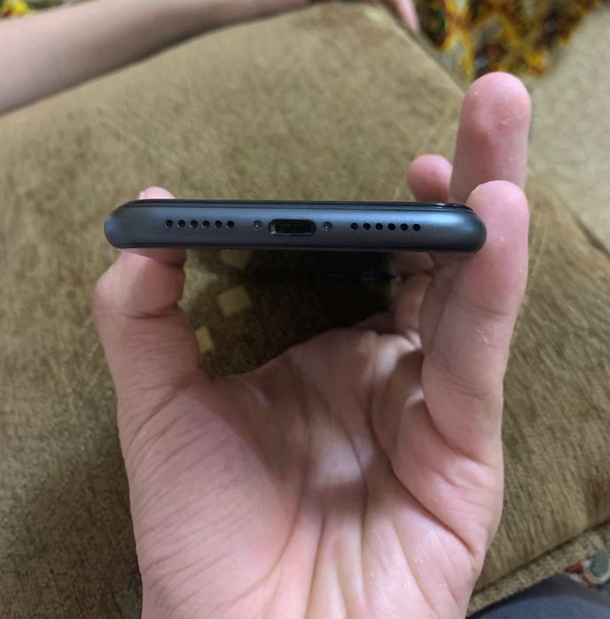 iPhone 11 гарантия 1 месяц