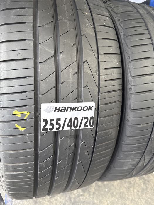 255/40/20 Hankook
