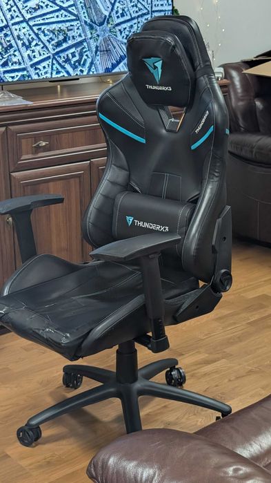Геймърски стол ThunderX3 TC3 Jet Black