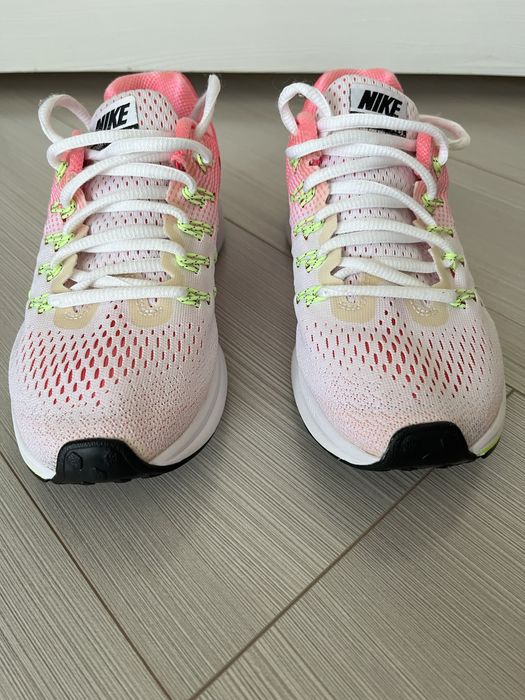 Adidasi Nike Air Zoom femei