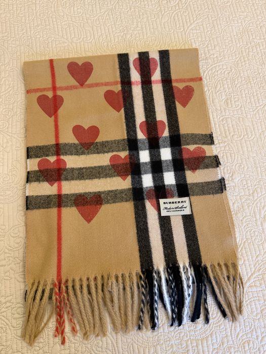 Burberry кашмирен шал