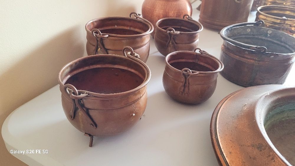 Декоративни винтидж медни съдове ,кани