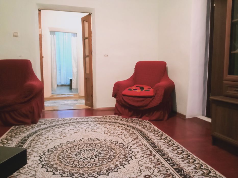 Продоется плановый дом,в городе Ленгере,вхорошом состояний,оброшайтесь