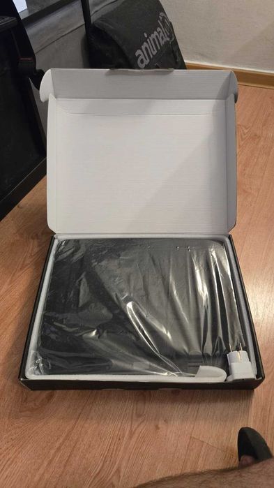 Cooler Laptop IETS GT600, RGB, Sistem Turbo, Memory Foam