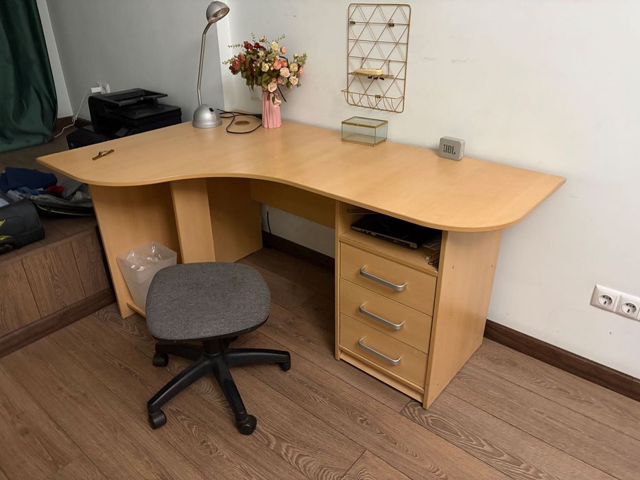 Продам разную мебель