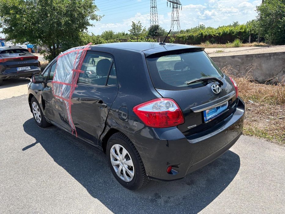 Toyota Auris 2012 avariat