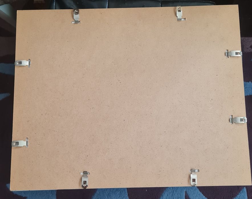 Два бр. картини, принт върху шперплат, рамки с снимки