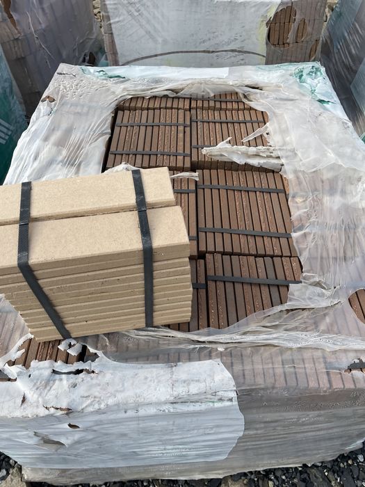 Vand caramida aparenta