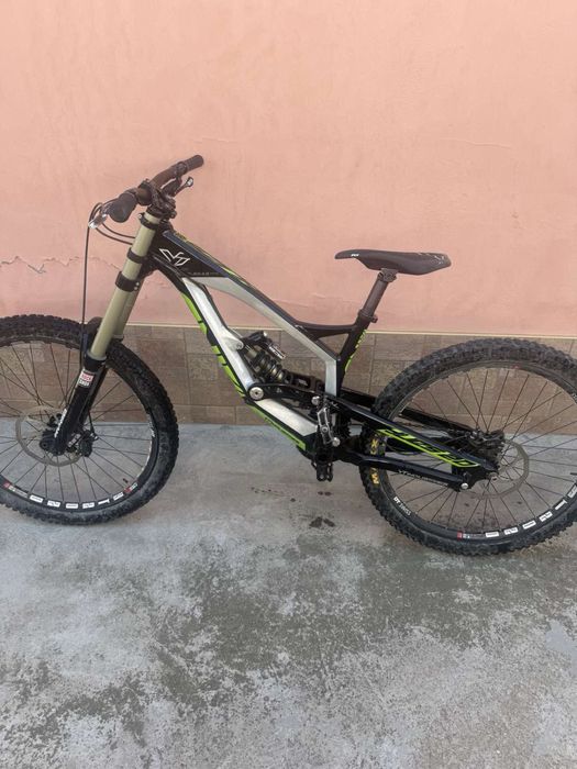 Yt tues downhill 2.0