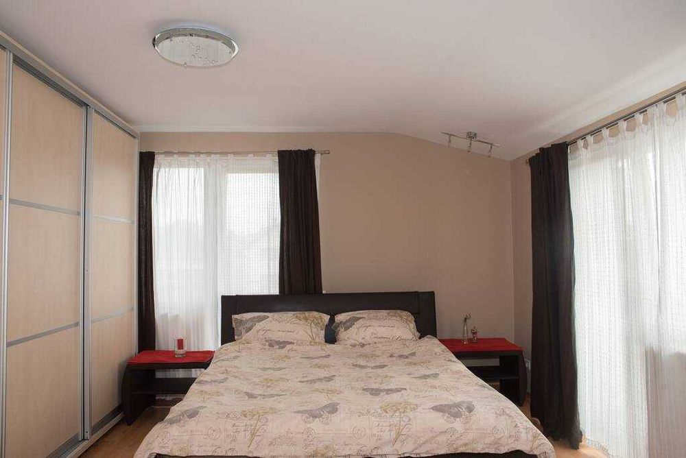 Apartament pe 2 nivele, 107 mp + 30mp terase pe strada Dunarii