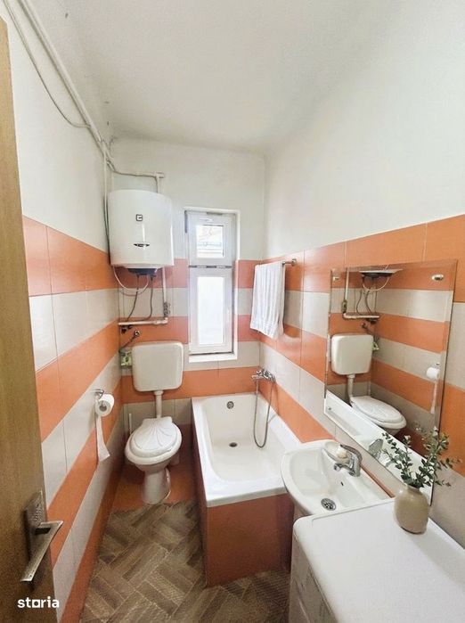 Vand Mansarda Cinefilului