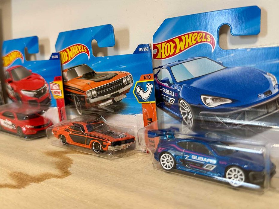 Hot Wheels колички модели хот уилс Продават Се Заедно