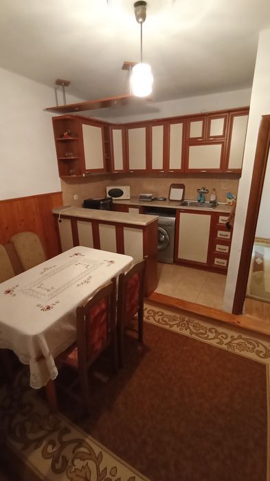 Давам апартамент под наем