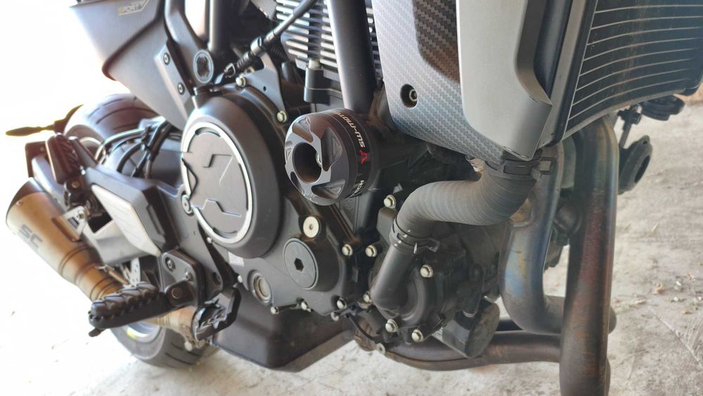 CF Moto CLX-700 Sport