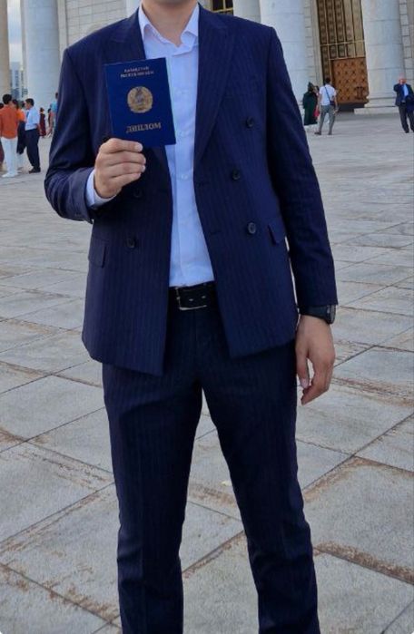 Костюм двойка продается