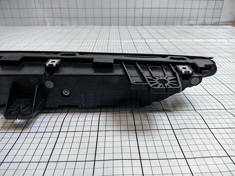 Leapmotor C11 Передняя сквозная фара OEM В наличии