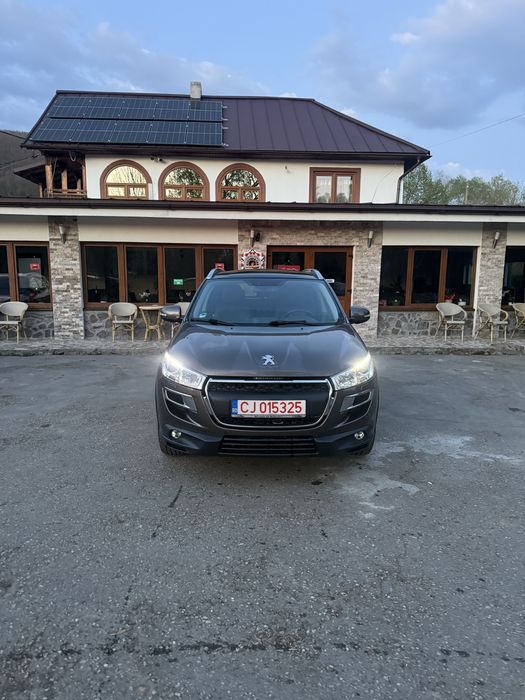 Peugeot 4008 numere rosii valabile full dotari Mitsubishi Asx 4x4 1.8 did 150cp panoramic