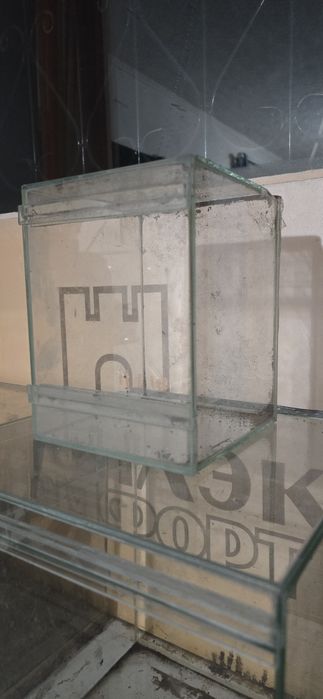 Продаю террариумы