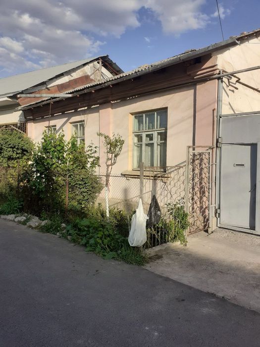 Продается дом в Ташкенте под бизнес идиоальное место дом танец