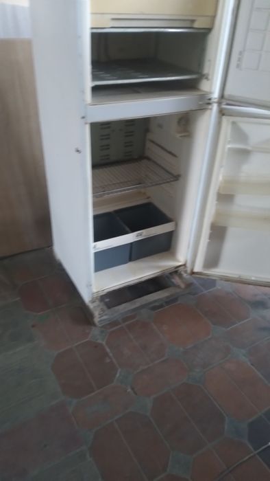 Продаётся холодильник