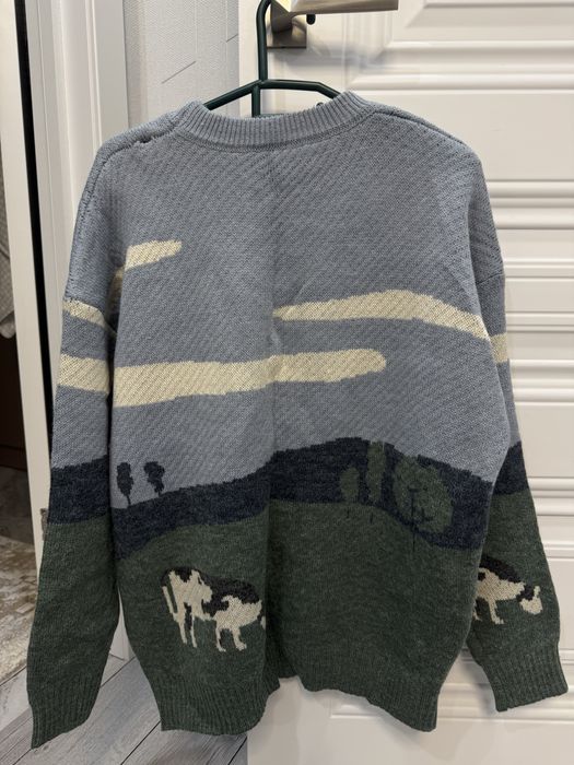 Свитер с коровками