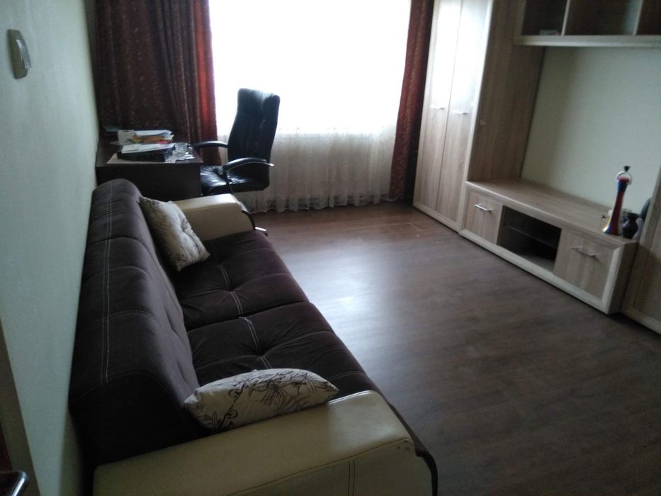 Închiriez apartament 2 camere 54 mp