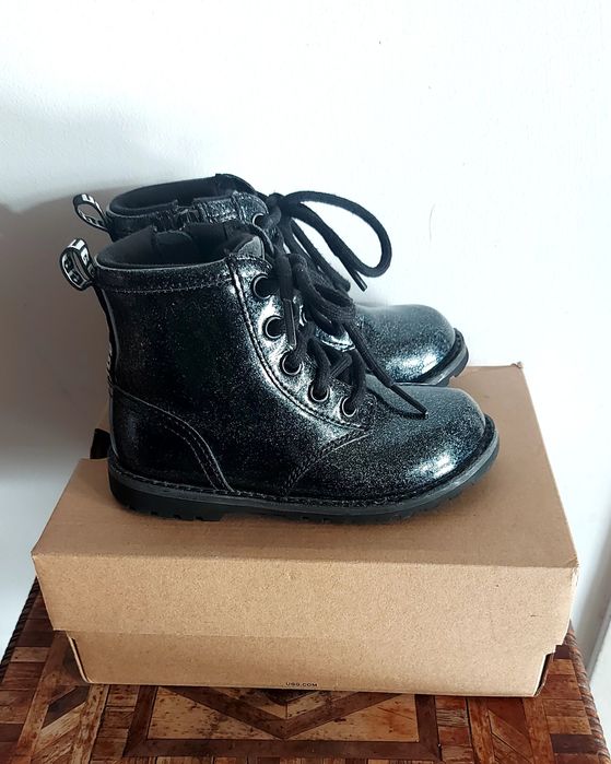 Ghete UGG pentru  fete