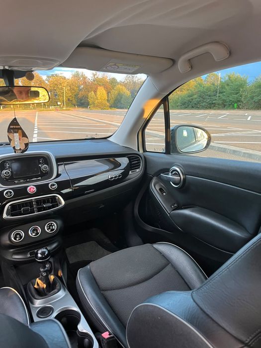 Vând Fiat 500 X