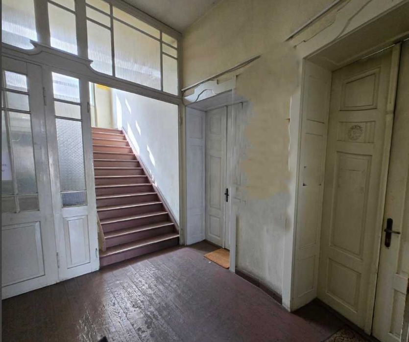 Етаж от къща, идеален център