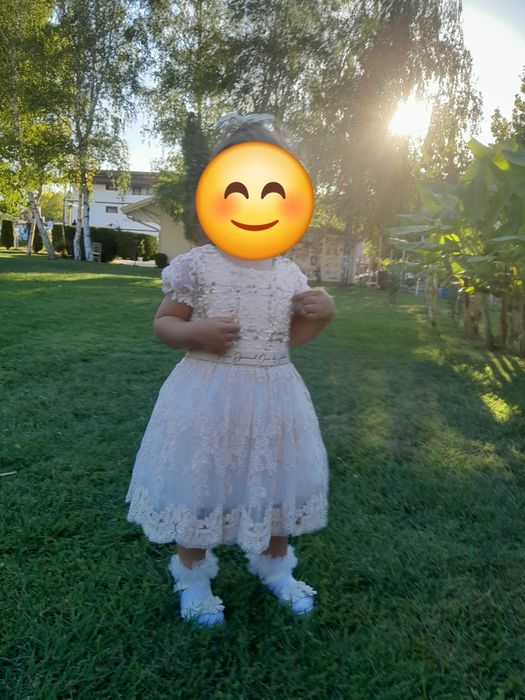 Allessa мини рокля от букле и дантела