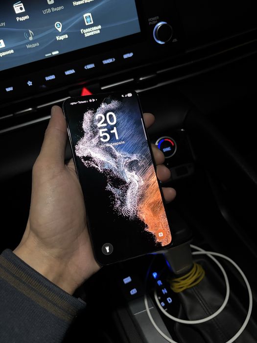 Samsung s22 продается