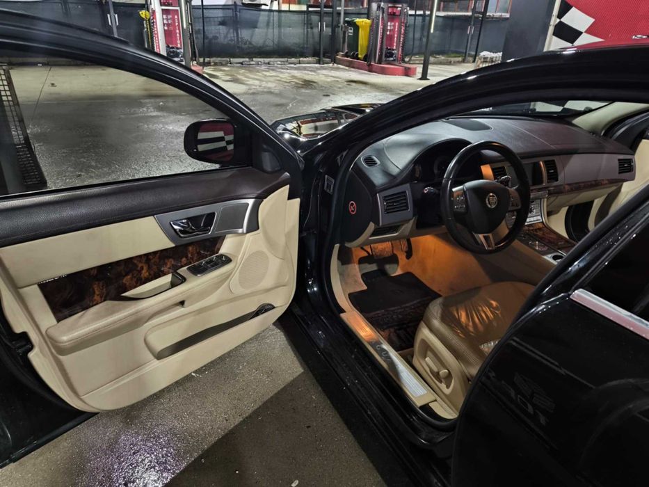 Jaguar XF, 2.7 diesel V6